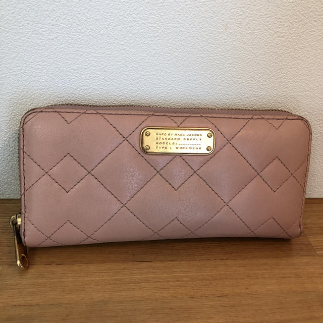 MARC BY MARC JACOBS(マークバイマークジェイコブス)のマークジェイコブス 長財布 レディースのファッション小物(財布)の商品写真