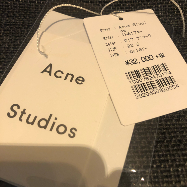 ACNE(アクネ)のacne studios ネックロゴスウェット BK メンズのトップス(スウェット)の商品写真