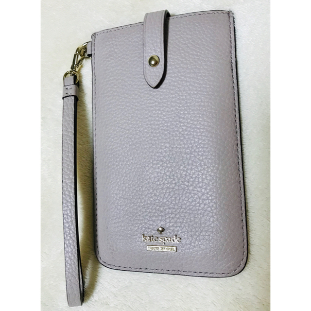 kate spade new york(ケイトスペードニューヨーク)のkate spade レザーiPhoneケース（日本未発売） スマホ/家電/カメラのスマホアクセサリー(iPhoneケース)の商品写真