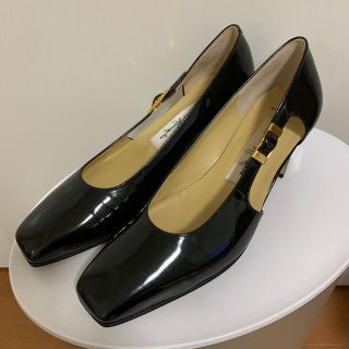 ギンザカネマツ(GINZA Kanematsu)の値下！未使用品☆銀座かねまつパンプス エナメル  黒 23.5 24.0(ハイヒール/パンプス)