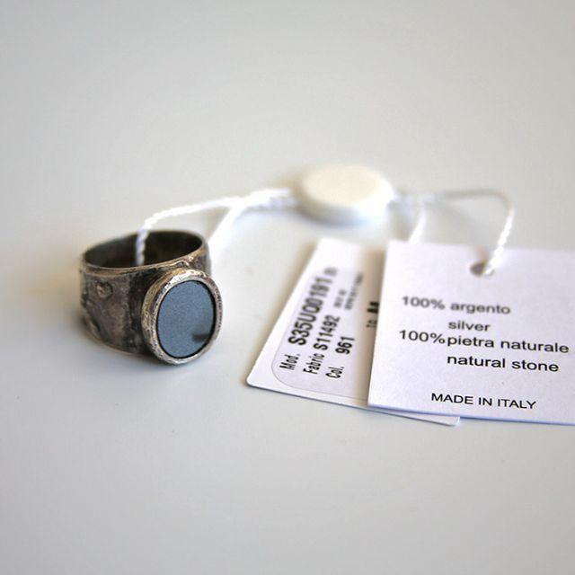 Maison Martin Margiela(マルタンマルジェラ)のメゾン マルジェラ オーバルリング シルバー 指輪 マルタン マルジェラ メンズのアクセサリー(リング(指輪))の商品写真