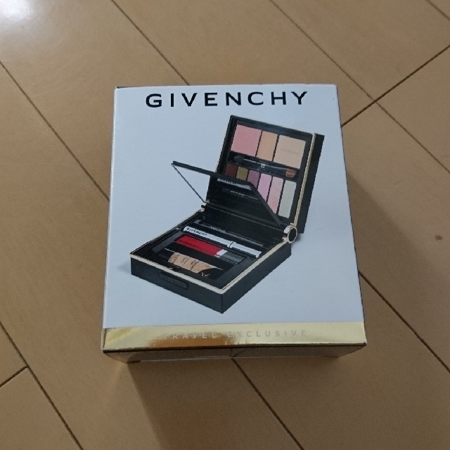 GIVENCHY　メイクアップセット