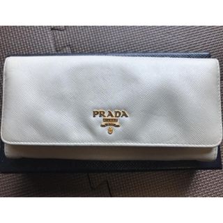 プラダ(PRADA)のPRADA 長財布 オフホワイト(財布)