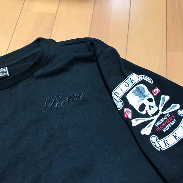 Roen(ロエン)の値下げ Roen ロエン Tシャツ M + オマケTシャツ付 メンズのトップス(Tシャツ/カットソー(半袖/袖なし))の商品写真