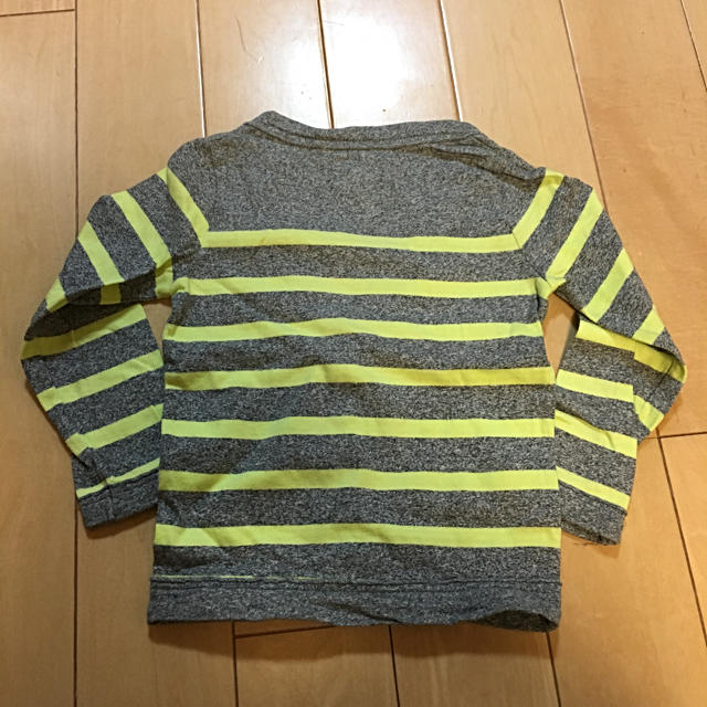 babyGAP(ベビーギャップ)のbaby GAP キッズ ボーダー・カーディガン サイズ100 キッズ/ベビー/マタニティのキッズ服男の子用(90cm~)(カーディガン)の商品写真