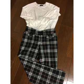 バーバリーブルーレーベル(BURBERRY BLUE LABEL)の美品 BURBERRY ブルーレーベル  レディースパンツ(カジュアルパンツ)