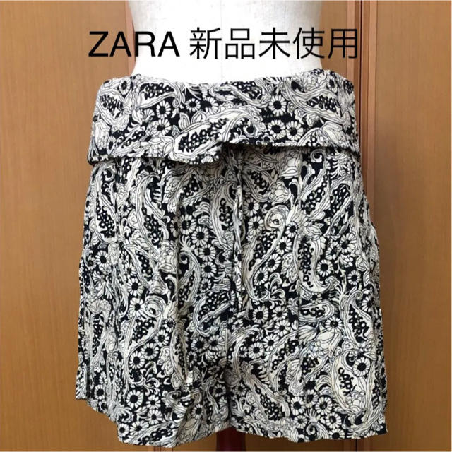 ZARA(ザラ)の専用です。ZARAショートパンツ 新品未使用 レディースのパンツ(キュロット)の商品写真