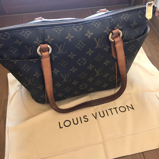 ルイヴィトン(LOUIS VUITTON)のLOUIS VUITTON♡トータリーPM(トートバッグ)