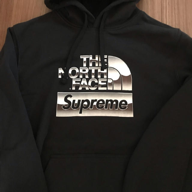 Supreme THE NORTH FACE Metallic パーカートップス