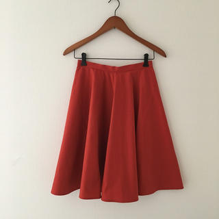 ボールジィ(Ballsey)の美品 ボールジー  きれい色フレアスカート/レッド 赤 36 トゥモローランド(ひざ丈スカート)