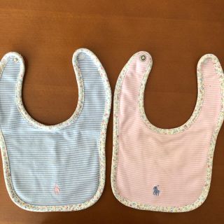 ラルフローレン(Ralph Lauren)のラルフローレンの女の子用スタイ2枚🔸リバティxボーダー(ベビースタイ/よだれかけ)