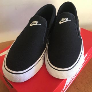 ナイキ(NIKE)のNIKE スリッポン スニーカー 新品未使用(スリッポン/モカシン)