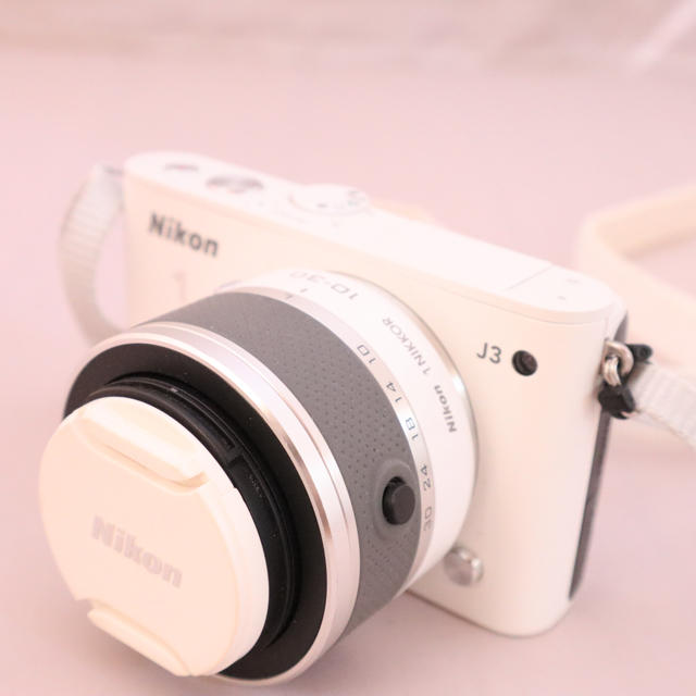 Nikon(ニコン)のnikon1  j3 スマホ/家電/カメラのカメラ(ミラーレス一眼)の商品写真