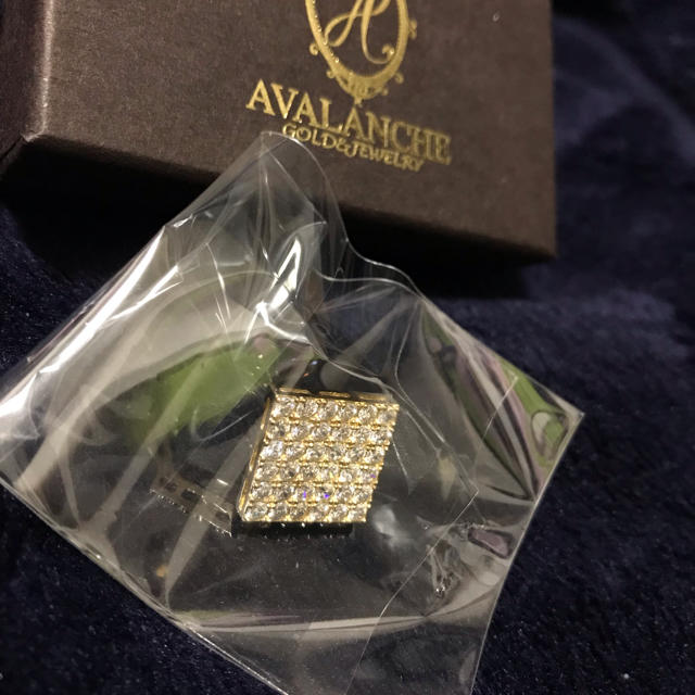 AVALANCHE(アヴァランチ)のAVALANCHE イエローゴールド ピアス 新品未使用 レディースのアクセサリー(ピアス)の商品写真