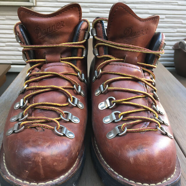 Danner(ダナー)のダナー マウンテンライト 25.5cm メンズの靴/シューズ(ブーツ)の商品写真