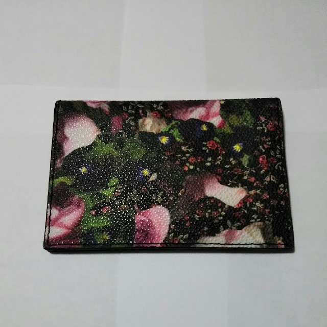 GIVENCHY 花柄カードケース 日本完売品