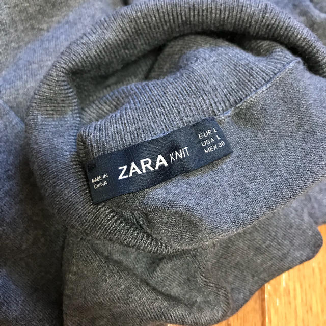 ZARA(ザラ)のZARA ザラ グレー タートルネック ニット レーヨン L レディースのトップス(ニット/セーター)の商品写真