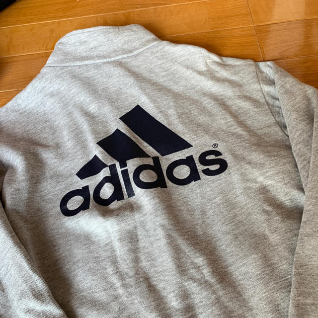 adidas(アディダス)のadidas パーカー  150 キッズ/ベビー/マタニティのキッズ服男の子用(90cm~)(ジャケット/上着)の商品写真