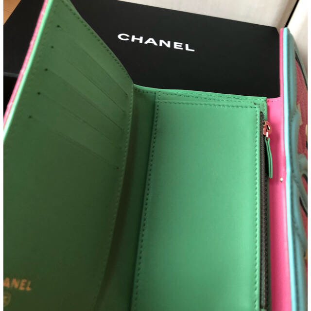 CHANEL(シャネル)のCHANEL財布 シャネル 三つ折り財布 CC フィリグリー レディースのファッション小物(財布)の商品写真