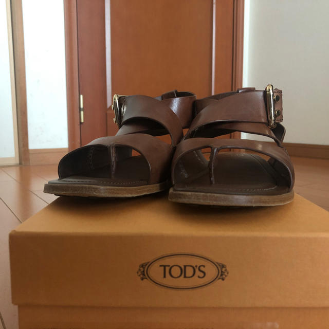 TOD'S(トッズ)のTod's 38 1/2 サンダル レディースの靴/シューズ(サンダル)の商品写真