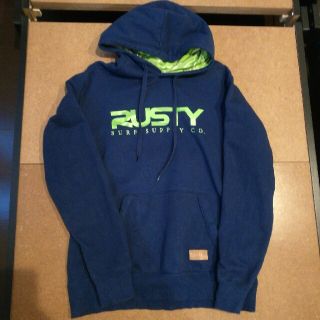 ラスティ(RUSTY)の＊本日中値下げ＊RUSTY　かぶりパーカー(パーカー)