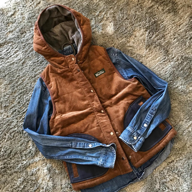 WILDTHINGS(ワイルドシングス)のマナスタッシュ コーデュロイ 中綿ベスト メンズのジャケット/アウター(ダウンベスト)の商品写真
