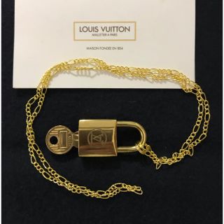 ルイヴィトン(LOUIS VUITTON)の☆ルイヴィトン  パドロック(ネックレス)