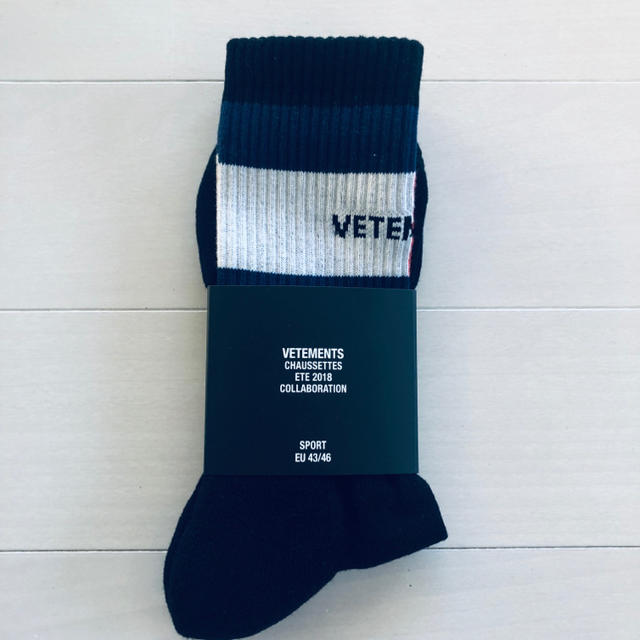 Balenciaga(バレンシアガ)のVETEMENTS SOCKS メンズのレッグウェア(ソックス)の商品写真