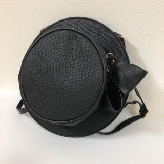 新品＊未使用品♬ハット型ショルダーバッグ 2way リュック 帽子型バッグ(リュック/バックパック)