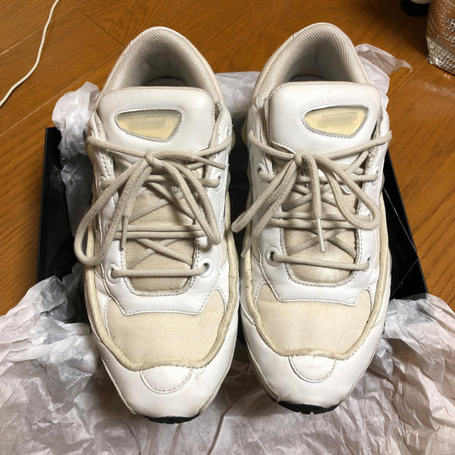 RAF SIMONS(ラフシモンズ)のRAF SIMONS OZWEEGO White メンズの靴/シューズ(スニーカー)の商品写真