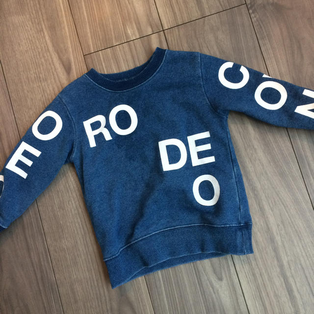 RODEO CROWNS(ロデオクラウンズ)のロデオクラウン/トレーナー90 キッズ/ベビー/マタニティのキッズ服男の子用(90cm~)(Tシャツ/カットソー)の商品写真