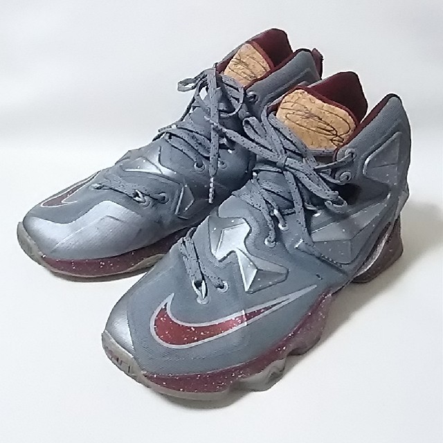 NIKE(ナイキ)の
限定名作NBAコラボ!ナイキレブロン13高級スニーカー希少シグネチャー！


 メンズの靴/シューズ(スニーカー)の商品写真