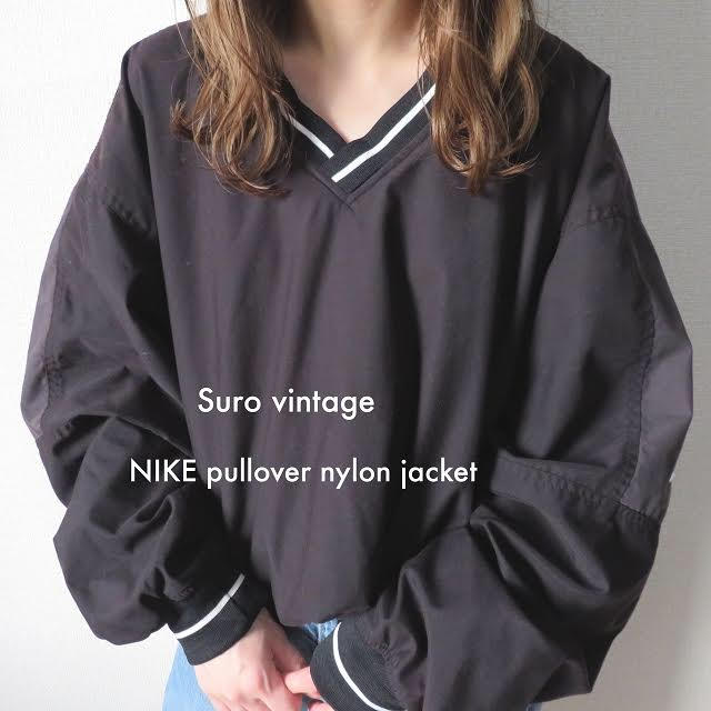 90s NIKE ナイロンジャケット プルオーバー  刺繍ロゴ ブラック