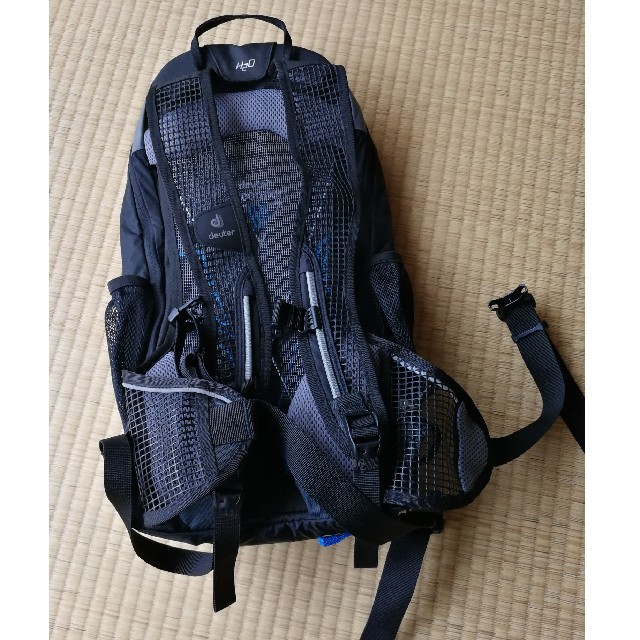 Deuter(ドイター)の【中古品】ドイター リュック RaceEXPAir - Deuter スポーツ/アウトドアの自転車(バッグ)の商品写真