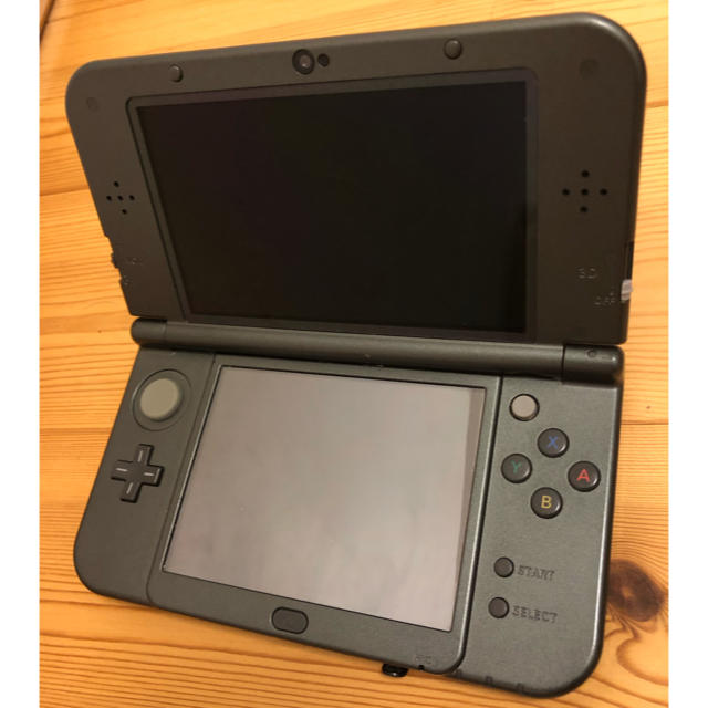 ニンテンドー3DSLL本体＋ソフト＋専用ケース 1