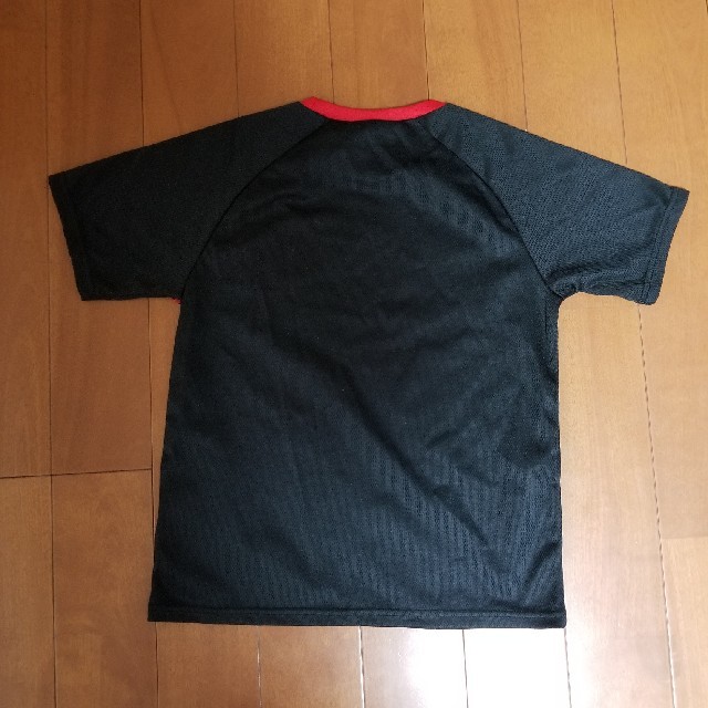 UMBRO(アンブロ)のsaki09さま専用　umbro Tシャツ 140cm キッズ/ベビー/マタニティのキッズ服男の子用(90cm~)(Tシャツ/カットソー)の商品写真