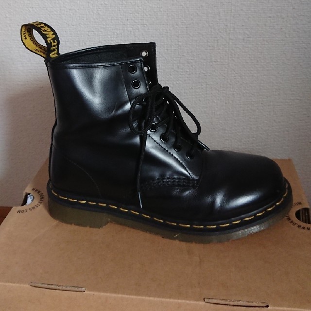 Dr.Martens(ドクターマーチン)の【美品】Dr.Martens 8ホール UK6 レディースの靴/シューズ(ブーツ)の商品写真