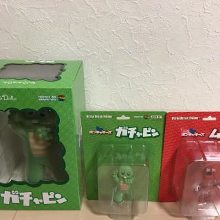 メディコムトイ(MEDICOM TOY)のガチャピン ムック フィギュア(キャラクターグッズ)