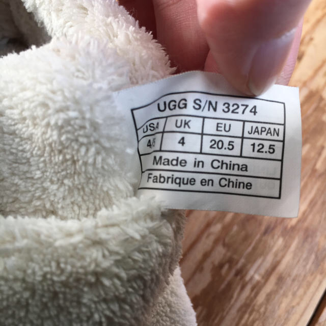 UGG(アグ)の専用 キッズ/ベビー/マタニティのベビー靴/シューズ(~14cm)(その他)の商品写真