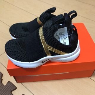 ナイキ(NIKE)のみー様専用【新品】NIKE スニーカー(スニーカー)