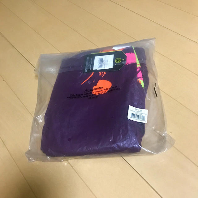 Zumba(ズンバ)のZUMBA カプリパンツ Sサイズ 新品 レディースのパンツ(ハーフパンツ)の商品写真