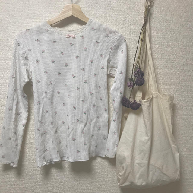 Santa Monica(サンタモニカ)の♡sale♡ サーマル 花柄 used レディースのトップス(カットソー(長袖/七分))の商品写真