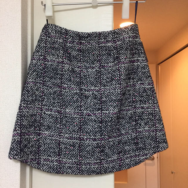 スカート新品タグ付き  Jewel Changes スカート 36 ツイード