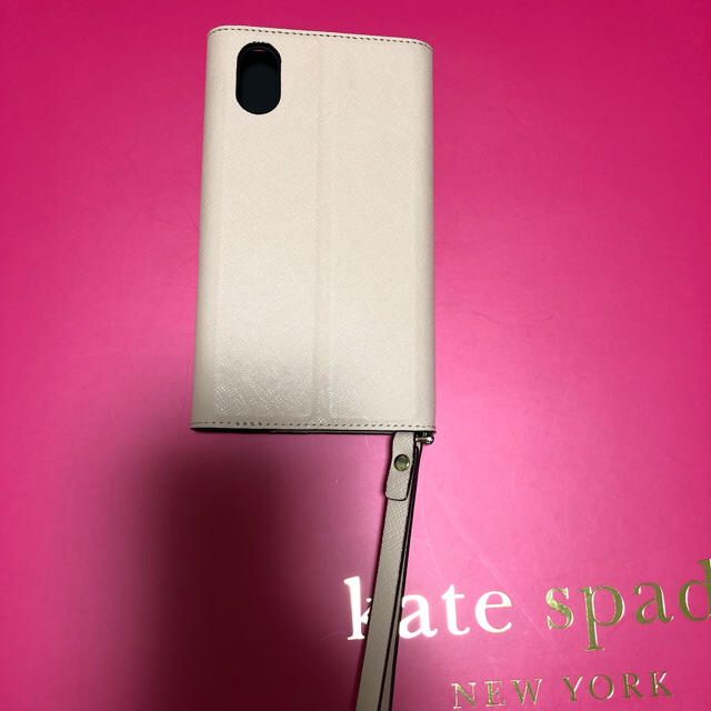 kate spade new york(ケイトスペードニューヨーク)の送料無料！新品 ケイトスペード  iPhone X XS ケース ショッパー付き スマホ/家電/カメラのスマホアクセサリー(iPhoneケース)の商品写真