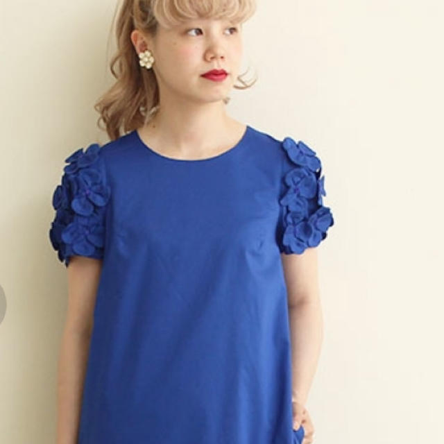 Dot&Stripes CHILDWOMAN(ドットアンドストライプスチャイルドウーマン)の【Dot&Stripes CHILD WOMAN】花モチーフ ワンピース レディースのワンピース(ひざ丈ワンピース)の商品写真