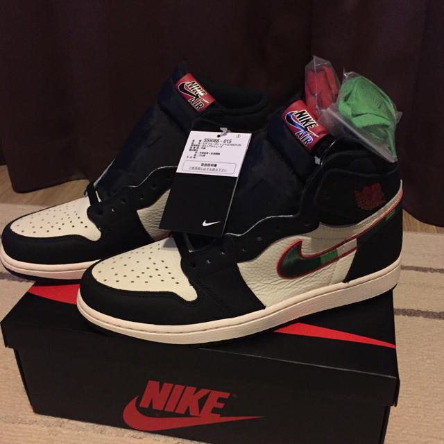 靴/シューズNIKE AIR JORDAN 1 RETRO OG