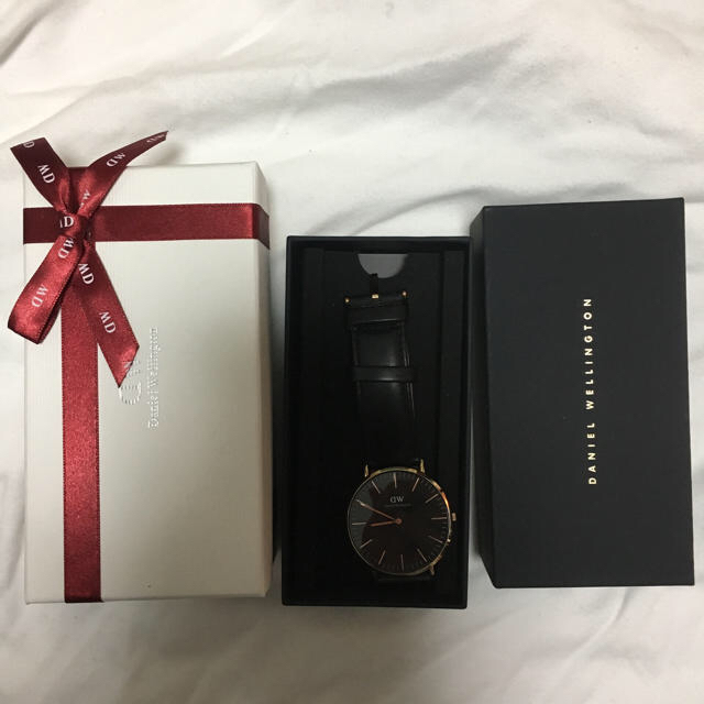 早い者勝ちです Daniel Wellington 40mm