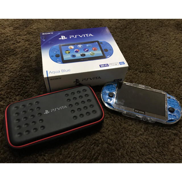 エンタメ/ホビーPSvita 本体 PCH2000 アクアブルー