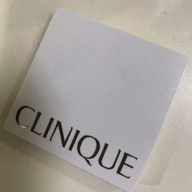 CLINIQUE(クリニーク)のほぼmarble choco様専用  CLINIQUE   コスメ/美容のベースメイク/化粧品(チーク)の商品写真