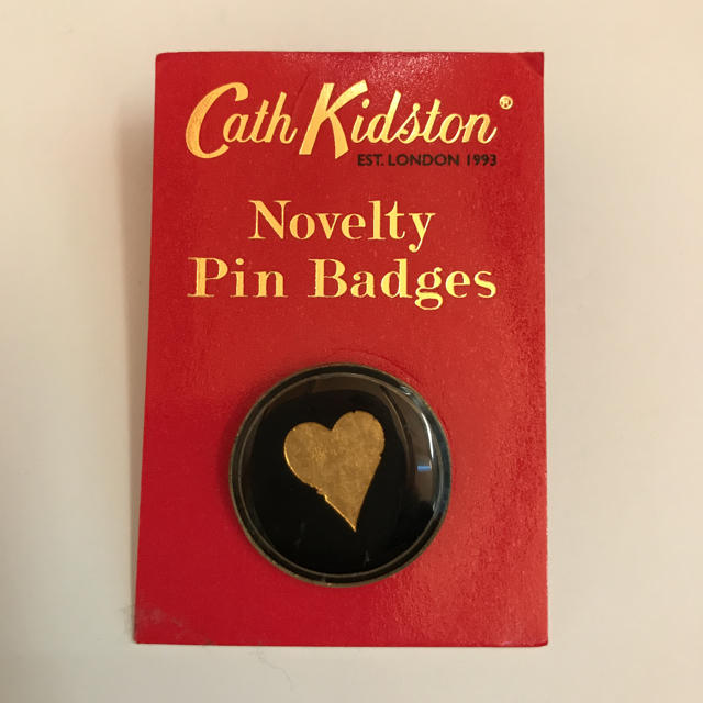 Cath Kidston(キャスキッドソン)のキャスキッドソンのピンバッチ   Novelty Pin Badges 新品  エンタメ/ホビーのコレクション(ノベルティグッズ)の商品写真